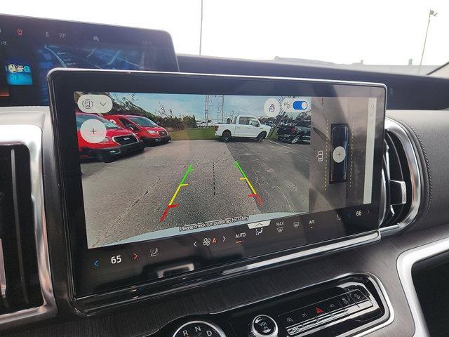 new 2025 Ford Expedition car, priced at $87,264