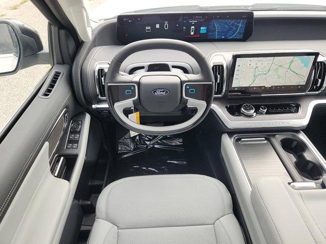 new 2025 Ford Expedition car, priced at $87,264