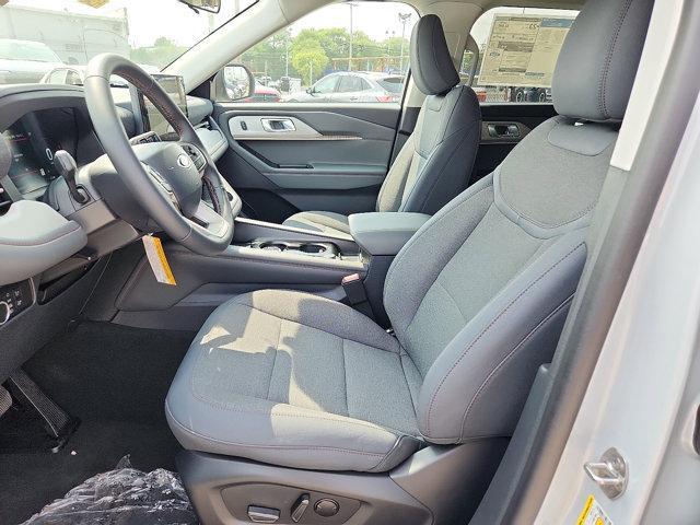 new 2025 Ford Explorer car, priced at $39,627