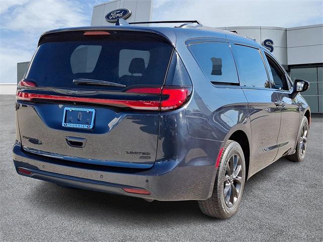 used 2021 Chrysler Pacifica car, priced at $24,498