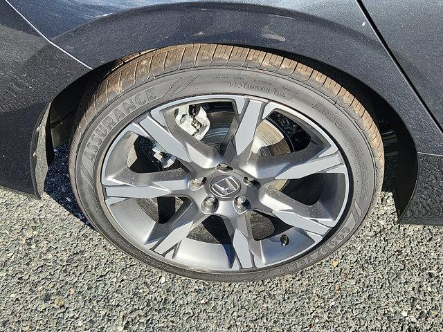 new 2026 Honda Civic Hybrid car, priced at $32,613