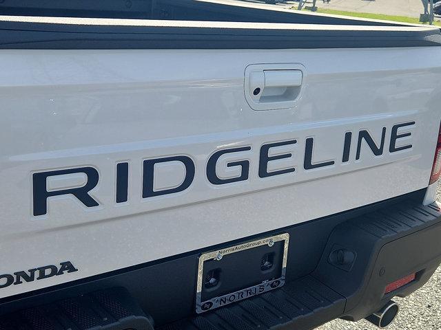 new 2025 Honda Ridgeline car, priced at $44,981
