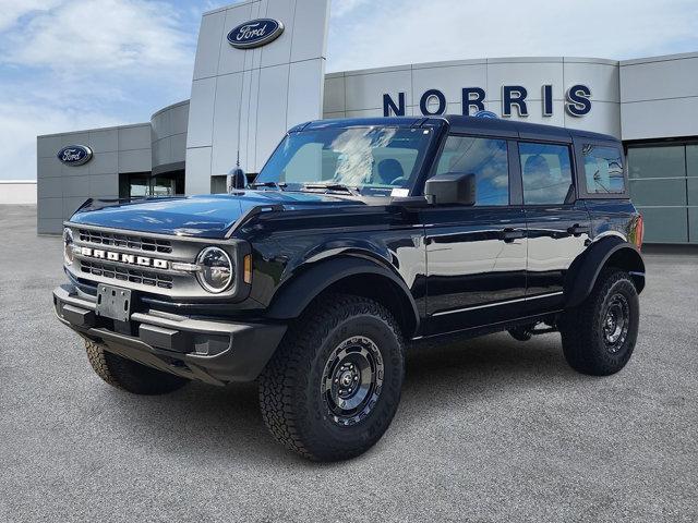 new 2025 Ford Bronco car, priced at $48,976