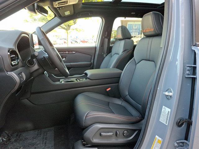 new 2025 Honda Pilot car, priced at $48,214