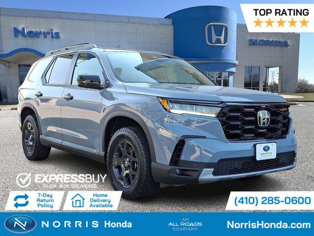 new 2025 Honda Pilot car, priced at $48,214