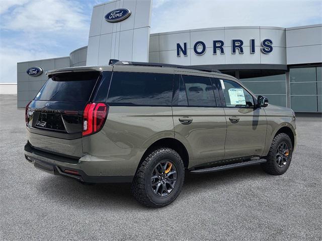 new 2025 Ford Expedition car, priced at $79,838