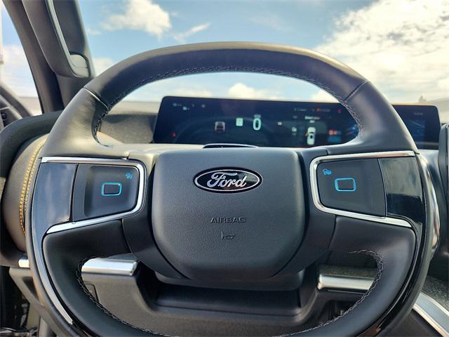 new 2025 Ford Expedition car, priced at $79,838