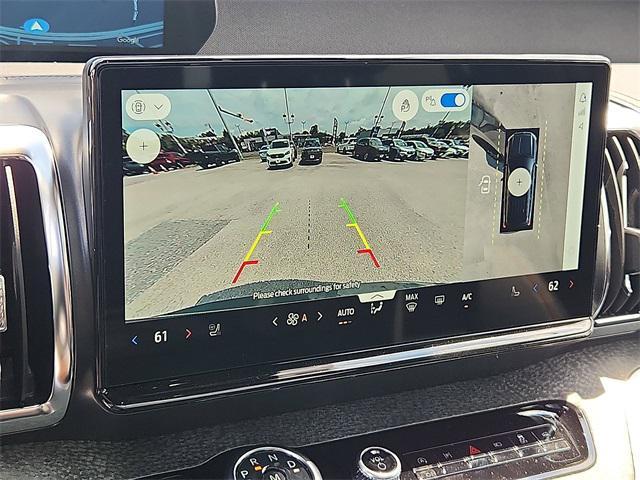 new 2025 Ford Expedition car, priced at $79,838