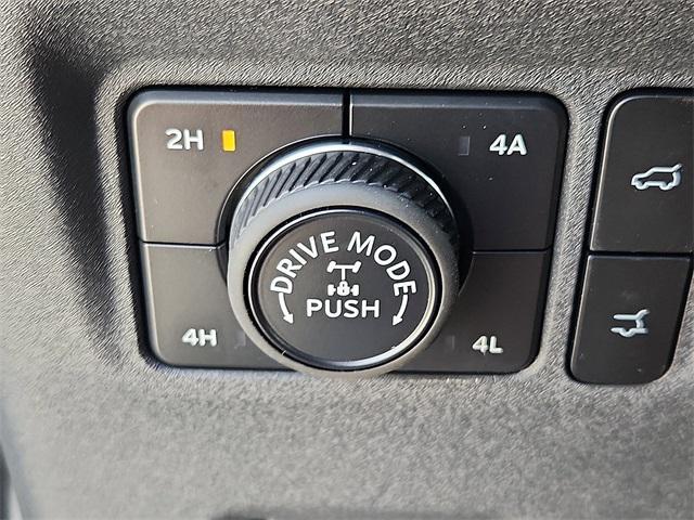 new 2025 Ford Expedition car, priced at $79,838