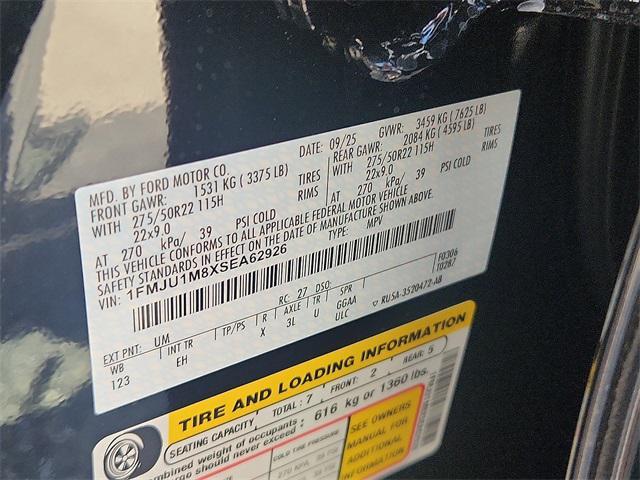 new 2025 Ford Expedition car, priced at $78,250