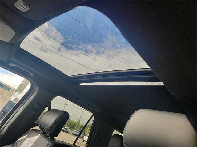 new 2025 Ford Expedition car, priced at $78,250