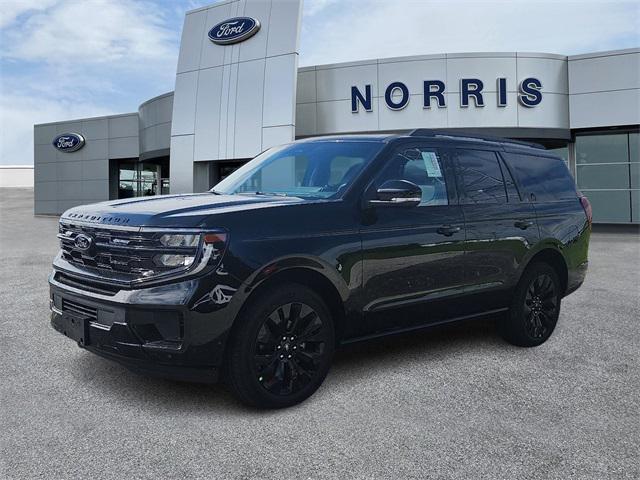 new 2025 Ford Expedition car, priced at $78,250