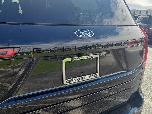 new 2025 Ford Expedition car, priced at $78,250