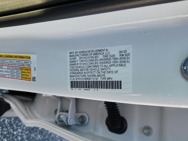 new 2025 Honda Pilot car, priced at $52,026