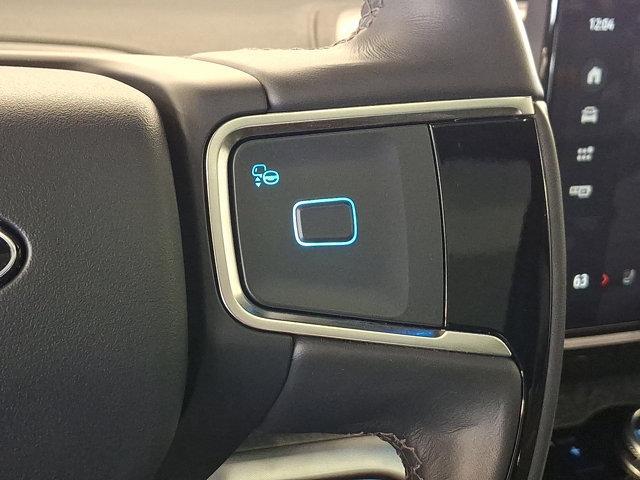 new 2025 Ford Expedition car, priced at $80,894