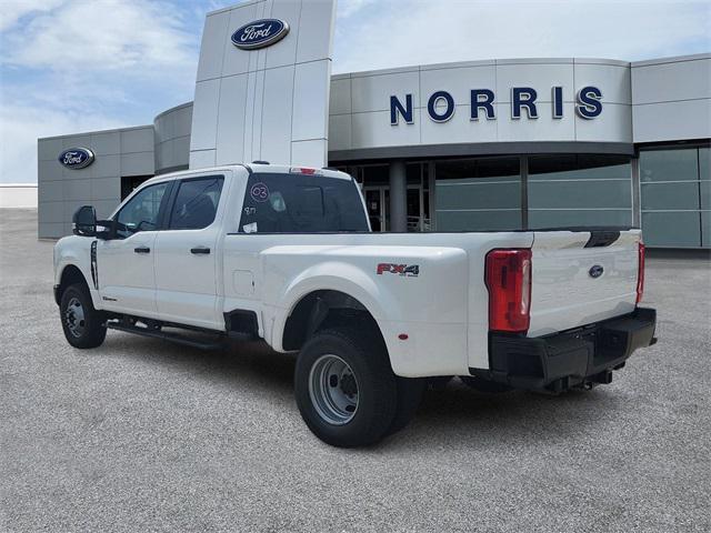 new 2025 Ford F-350 car, priced at $65,339