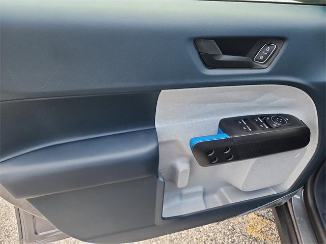 new 2025 Ford Maverick car, priced at $29,136