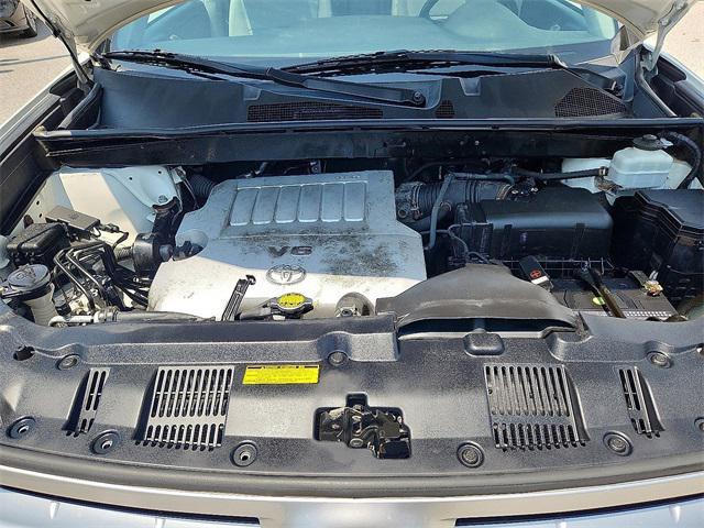used 2012 Toyota Highlander car, priced at $9,787
