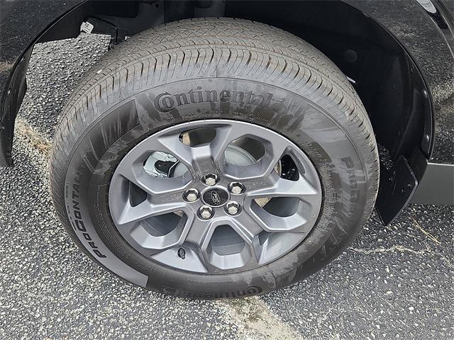 new 2025 Ford Maverick car, priced at $32,738