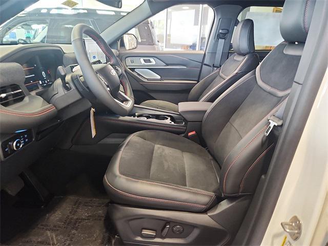 new 2025 Ford Explorer car, priced at $55,699