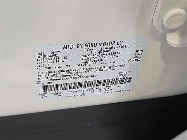 new 2025 Ford Explorer car, priced at $55,699