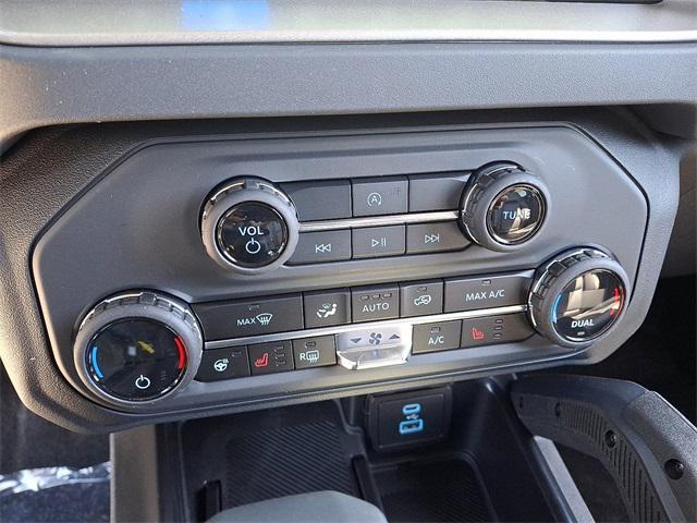 new 2025 Ford Bronco car, priced at $55,819