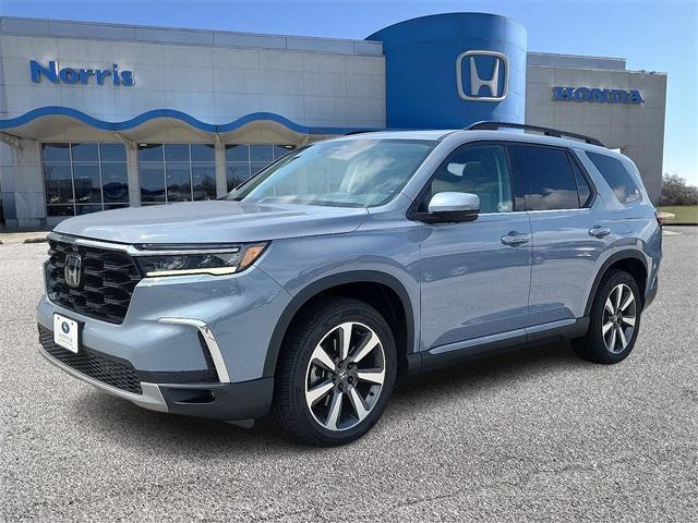 used 2023 Honda Pilot car, priced at $39,587