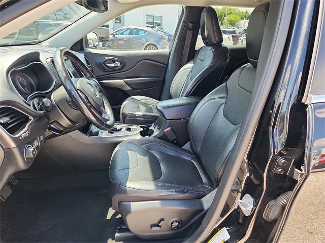 used 2019 Jeep Cherokee car, priced at $16,495