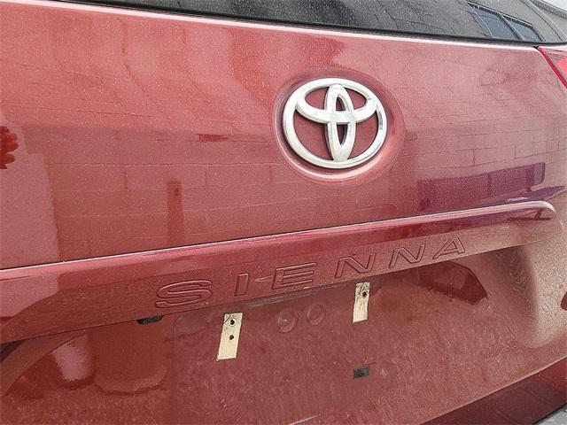 used 2018 Toyota Sienna car, priced at $22,987