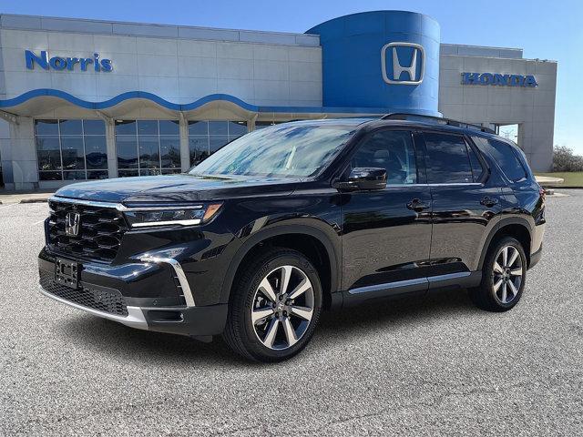 new 2025 Honda Pilot car, priced at $50,222