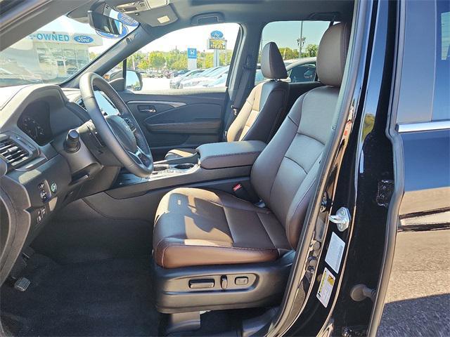 used 2025 Honda Ridgeline car, priced at $37,495