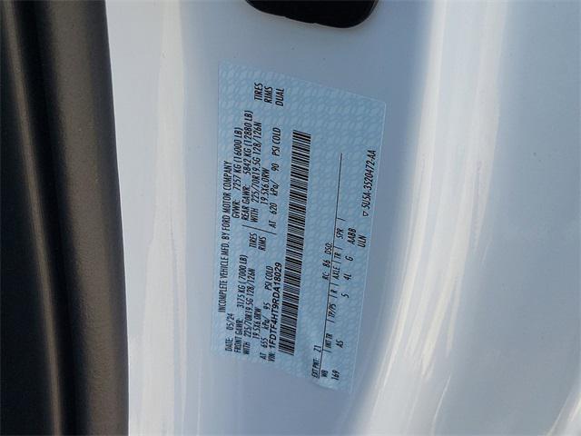 new 2024 Ford F-450 car, priced at $74,998