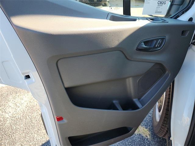 new 2026 Ford Transit-250 car