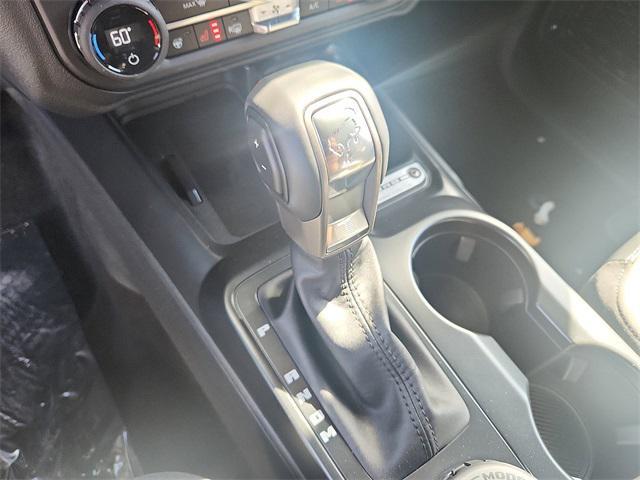 new 2025 Ford Bronco car, priced at $52,395