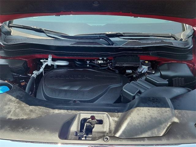 used 2025 Honda Passport car, priced at $39,387