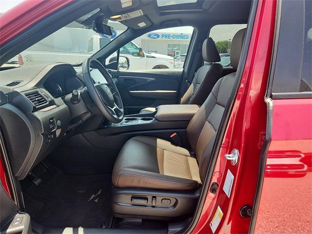 used 2025 Honda Passport car, priced at $37,987