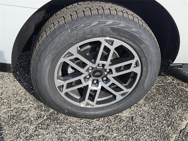 new 2025 Ford Expedition car, priced at $70,898