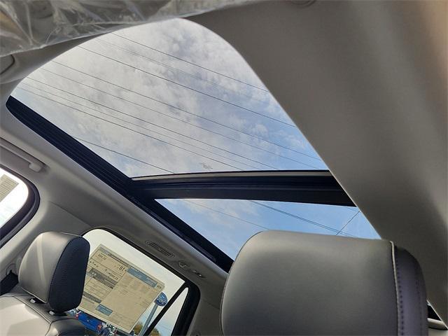 new 2025 Ford Expedition car, priced at $70,898