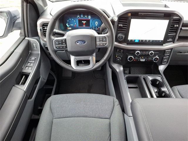 new 2025 Ford F-150 car, priced at $53,370