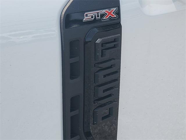 new 2025 Ford F-250 car, priced at $58,921