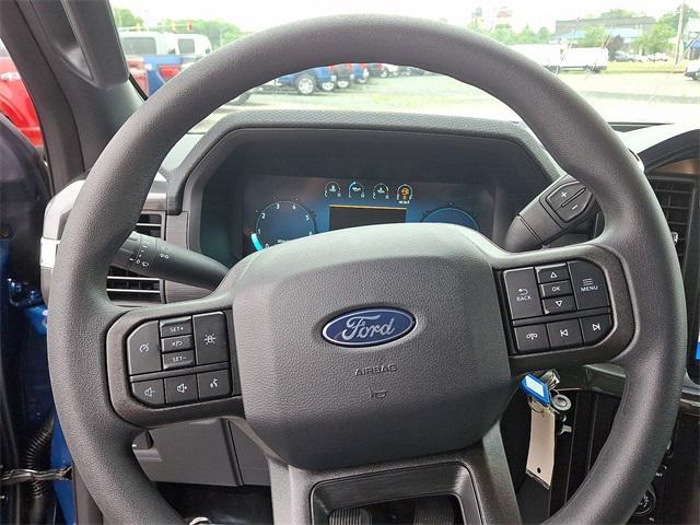 new 2025 Ford F-150 car, priced at $48,695