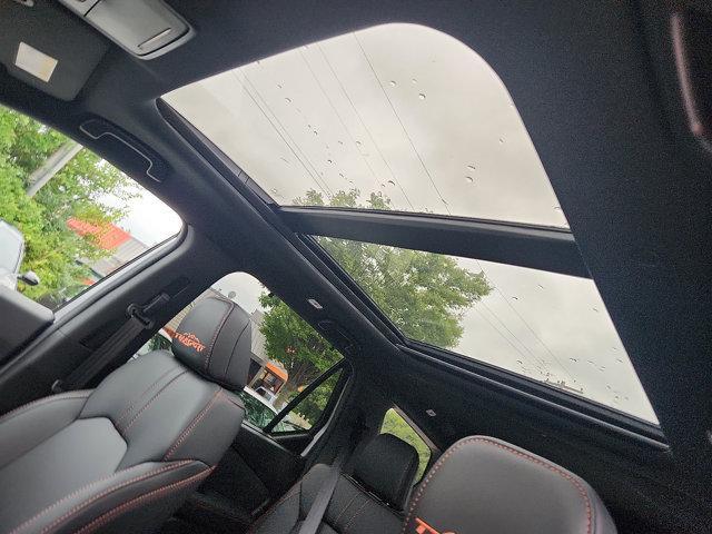 new 2025 Honda Pilot car, priced at $47,747