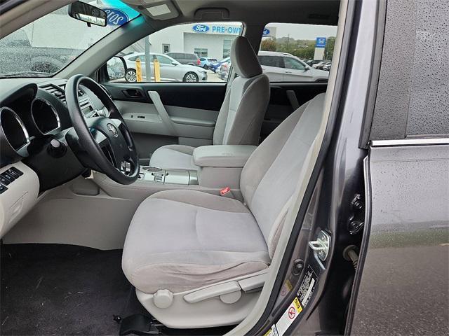 used 2012 Toyota Highlander car, priced at $14,887