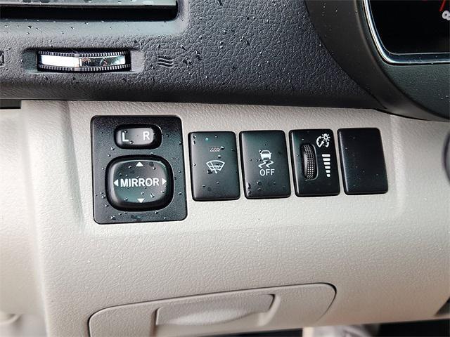 used 2012 Toyota Highlander car, priced at $14,887