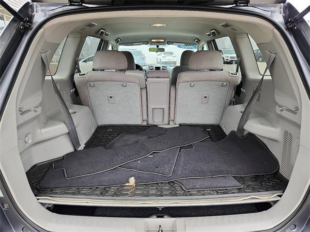 used 2012 Toyota Highlander car, priced at $14,887