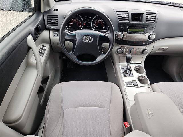 used 2012 Toyota Highlander car, priced at $14,887