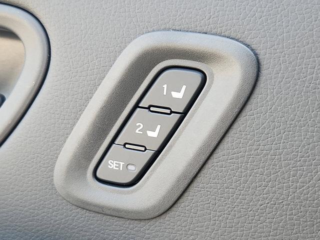 new 2025 Honda Pilot car, priced at $48,214
