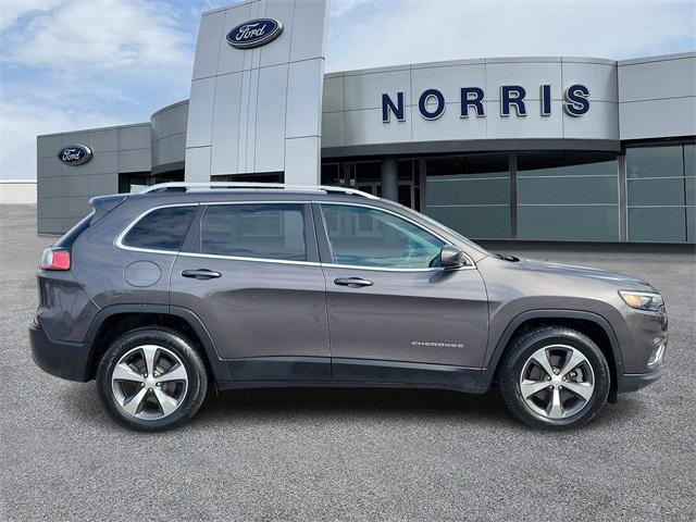 used 2019 Jeep Cherokee car, priced at $16,287