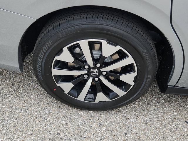 new 2026 Honda Odyssey car, priced at $42,083