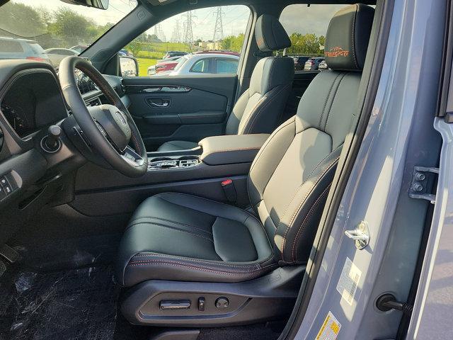 new 2025 Honda Pilot car, priced at $48,259